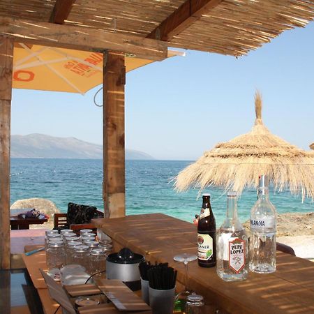Envi Hotel Vlore Ngoại thất bức ảnh