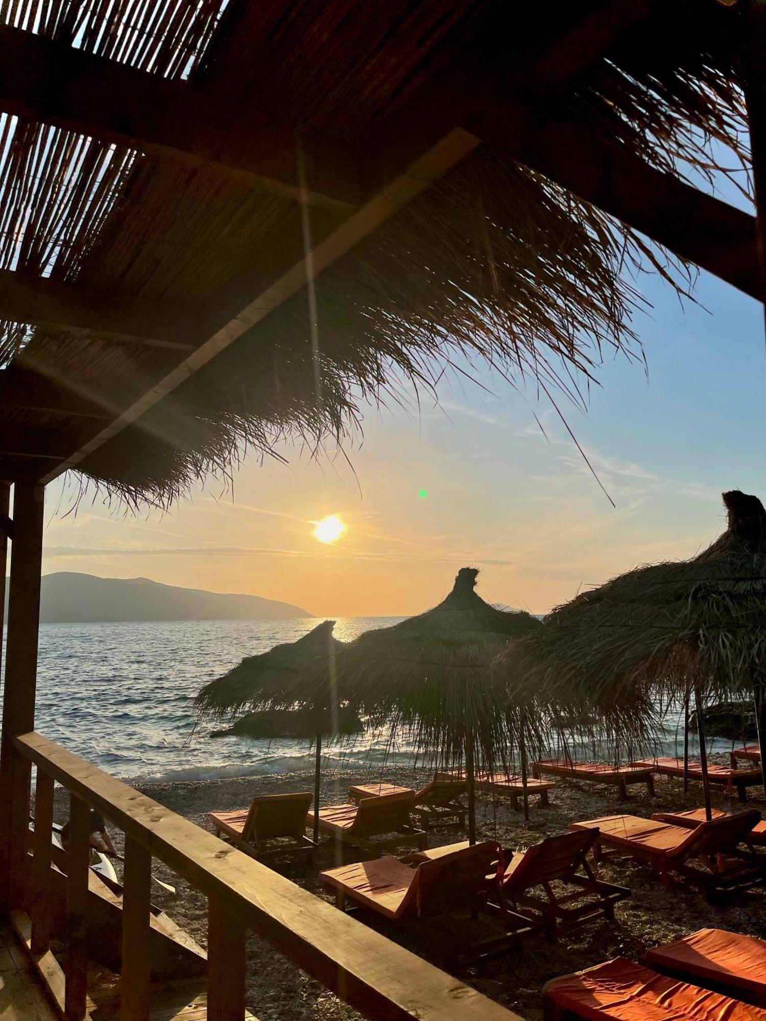 Envi Hotel Vlore Ngoại thất bức ảnh