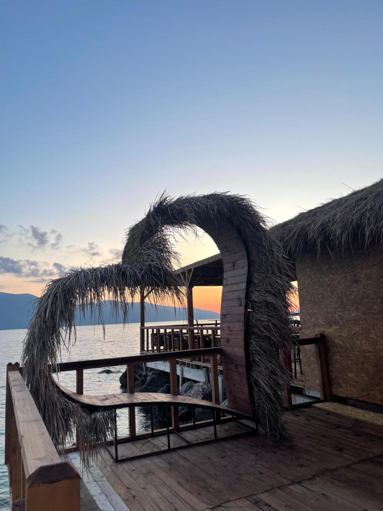 Envi Hotel Vlore Ngoại thất bức ảnh