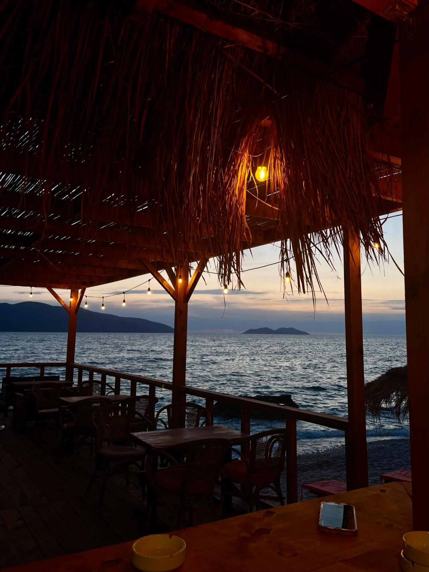 Envi Hotel Vlore Ngoại thất bức ảnh